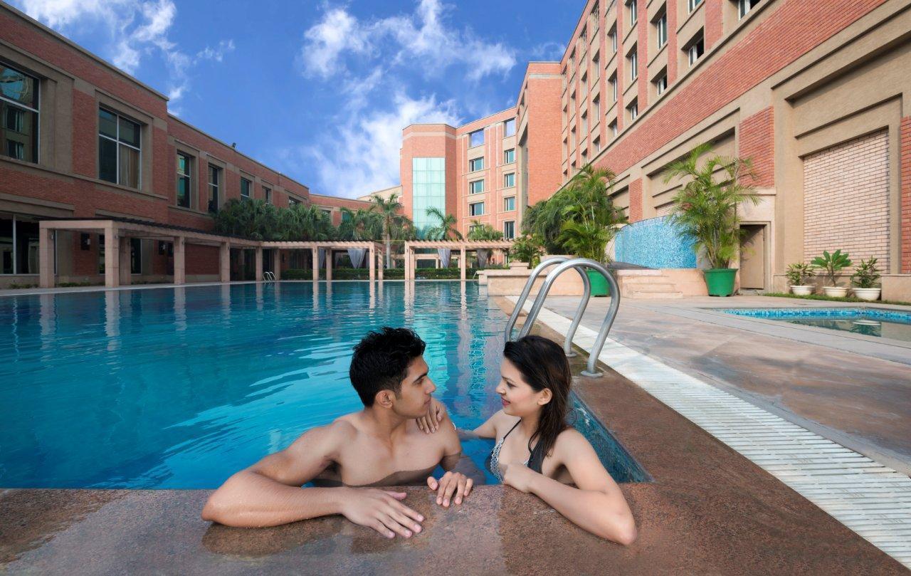 Nirvana Luxury Hotel L Ludhiana Exteriör bild