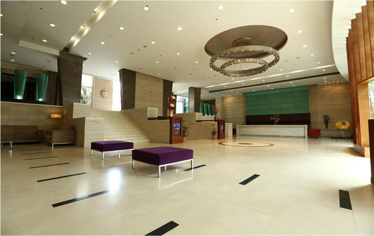 Nirvana Luxury Hotel L Ludhiana Exteriör bild